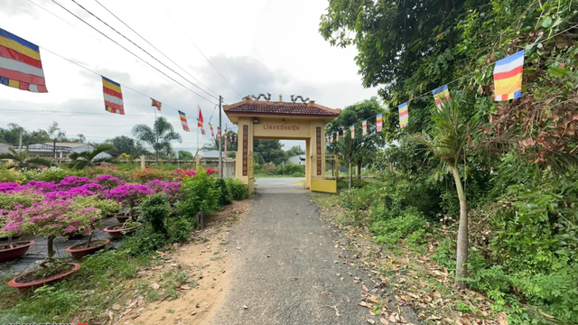 CHÙA DƠI CẦN THƠ MANG PHONG CÁCH NGHỆ THUẬT PHA TRỘN VIỆT KHMER HÀI HÒA