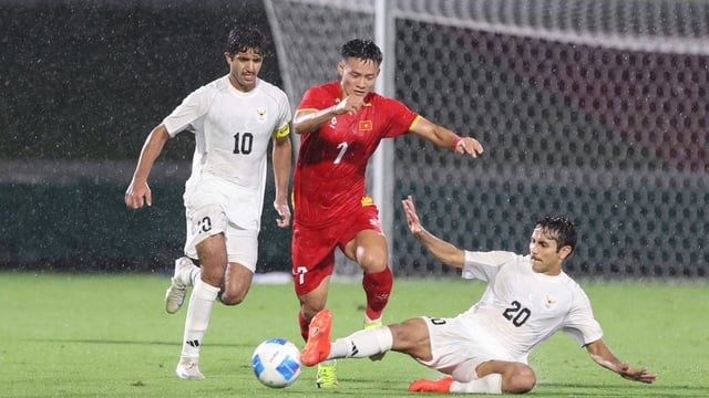 การแข่งขันฟุตบอลสด: ทีมชาติเวียดนาม U23 พบกับ ทีมชาติอุซเบกิสถาน U23: การแย่งชิงตำแหน่งรอบก่อนรองชนะเลิศในเอเชียนเกมส์