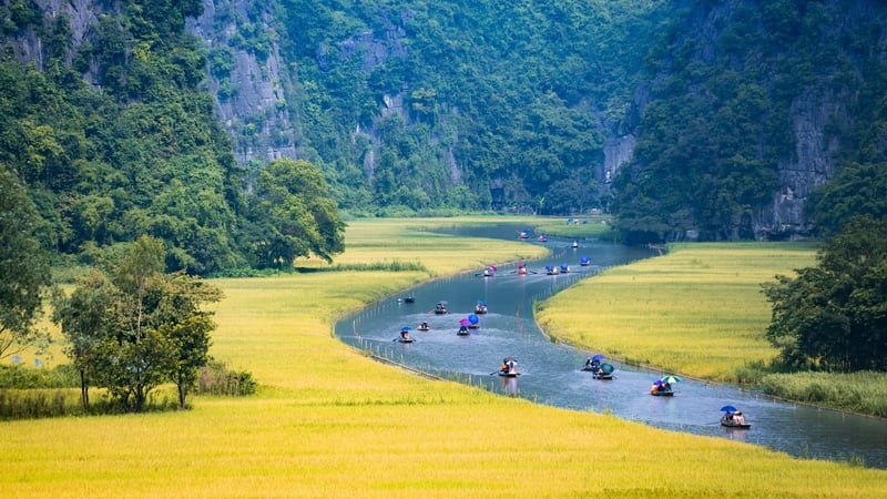 Mỗi dòng sông - một hành trình