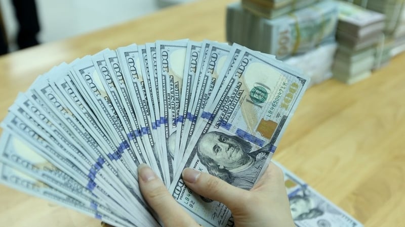 Wie haben die Spitzenaktienkurse das Vermögen der vietnamesischen USD-Milliardäre erhöht?