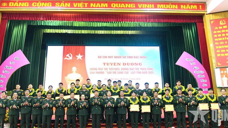 Bộ CHQS tỉnh Bắc Ninh tuyên dương gương mặt trẻ tiêu biểu, gương mặt trẻ triển vọng